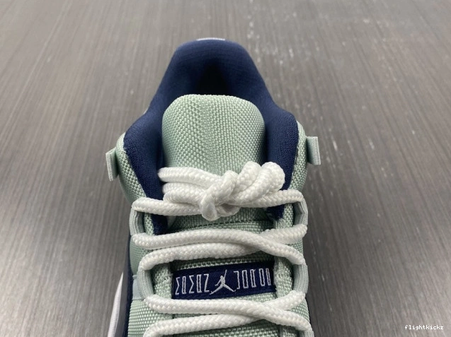Jordan 11 Low Georgetown Retro 528895-007 Air 0925